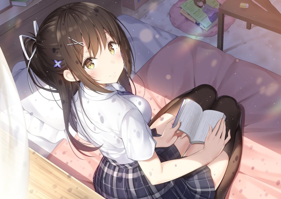 原创 葉月かなめ 棕色眼 茶发 长发 制服 黑丝 絶対領域